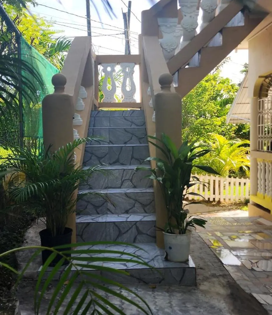 Palm Breeze Villa Jm Lucea Jamaica